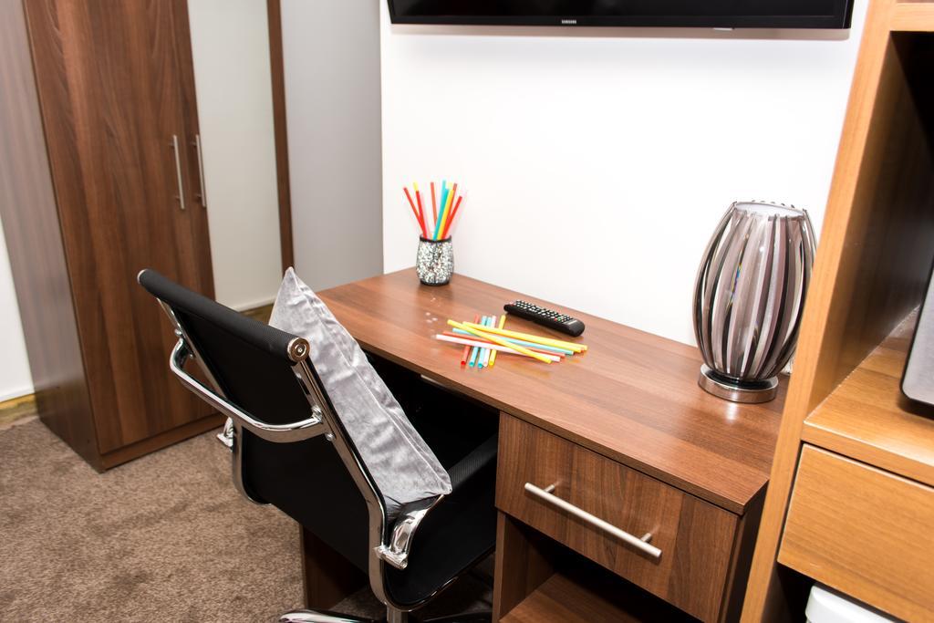Trivelles Mayfair,Stockport Ngoại thất bức ảnh