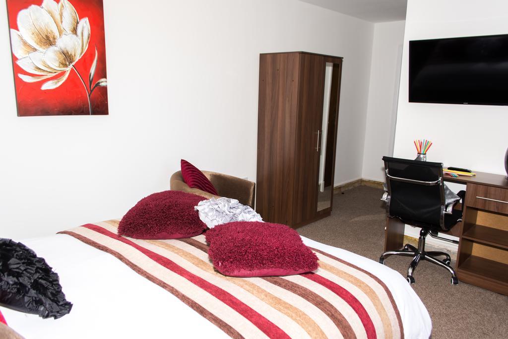 Trivelles Mayfair,Stockport Ngoại thất bức ảnh
